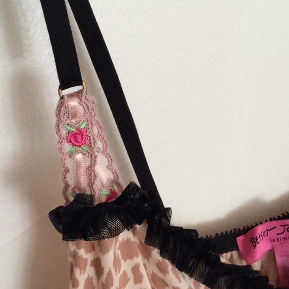 Betsey Johnson Other - Betsy Johnson animal print chemise